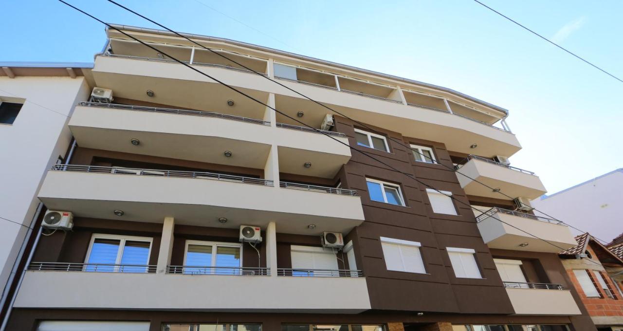 Apartments Una Охрид Екстер'єр фото